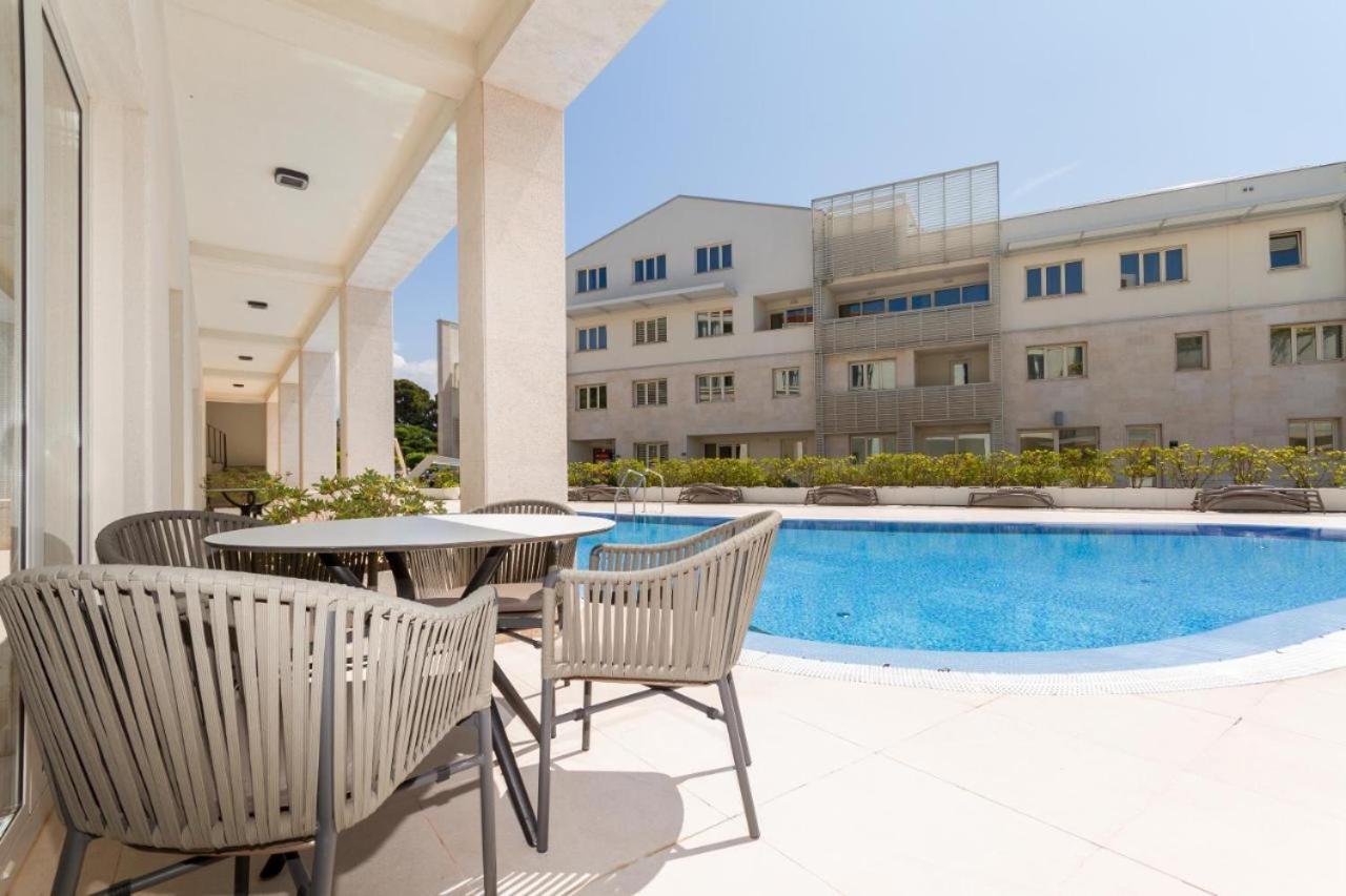 Lux Pool Suite Umag Luaran gambar