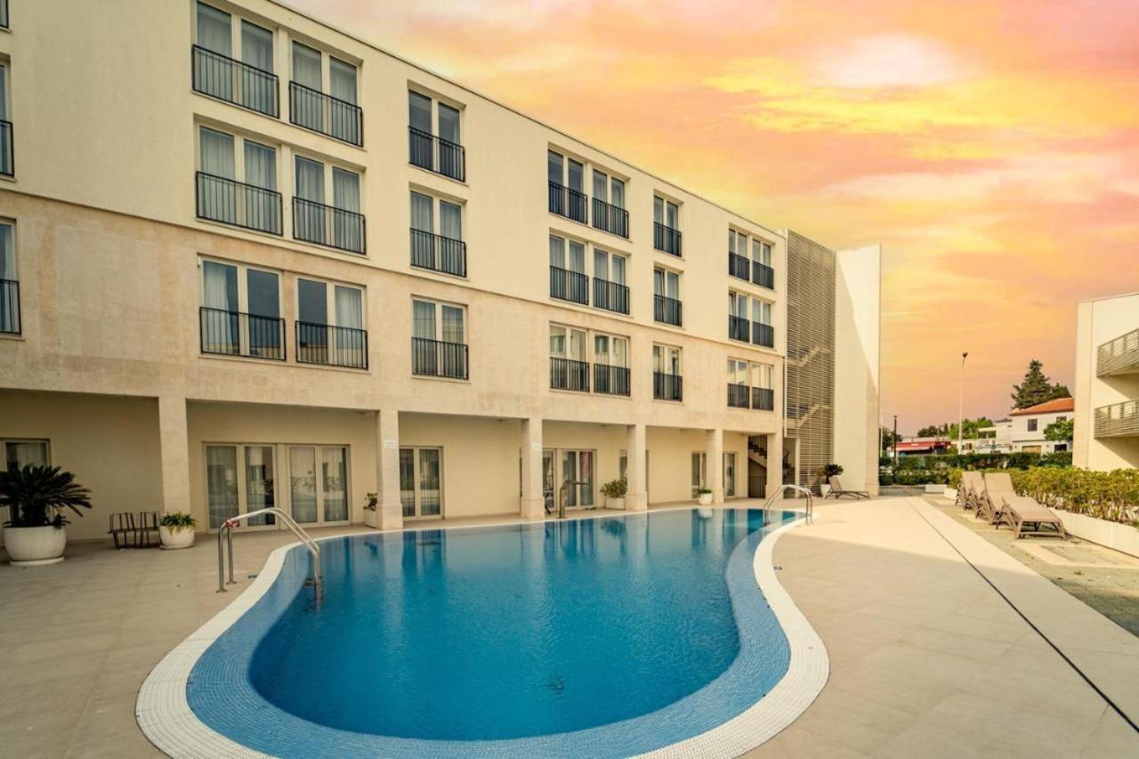 Lux Pool Suite Umag Luaran gambar